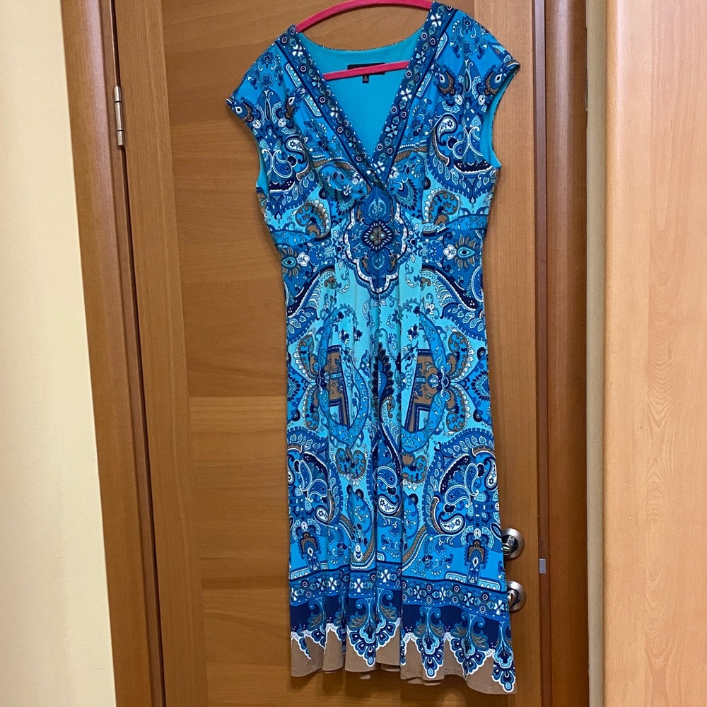 Jones New York Turquoise and Navy Paisley V-Neck Midi Dress